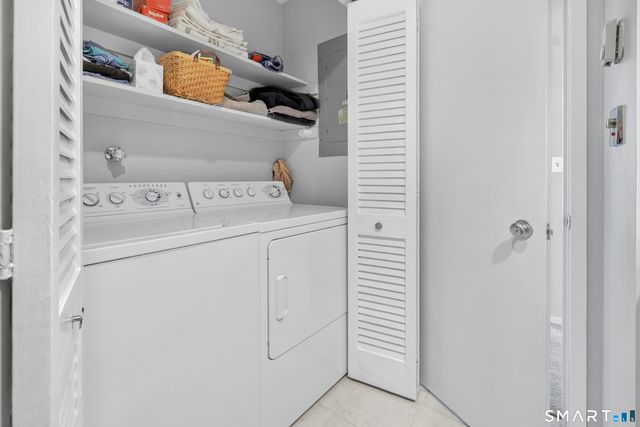 914 Heritage Village B, Southbury, CT 06488