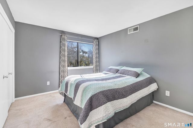 914 Heritage Village B, Southbury, CT 06488