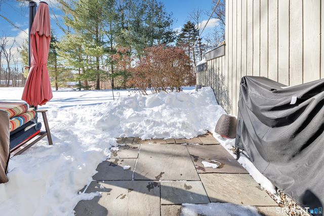 914 Heritage Village B, Southbury, CT 06488