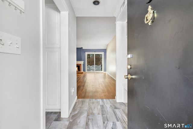 914 Heritage Village B, Southbury, CT 06488