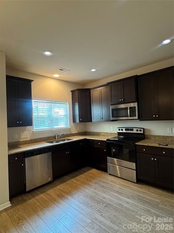 7118 McLothian Lane, Huntersville, NC 28078