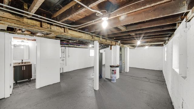 4411 S Grover Avenue, Hammond, IN 46327