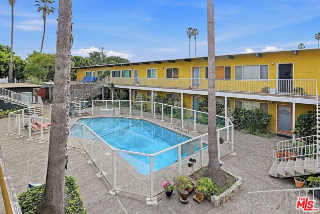 2329 Kansas Avenue 6, Santa Monica, CA 90404