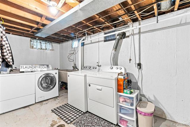3202 Mcclure Avenue, Flint, MI 48506