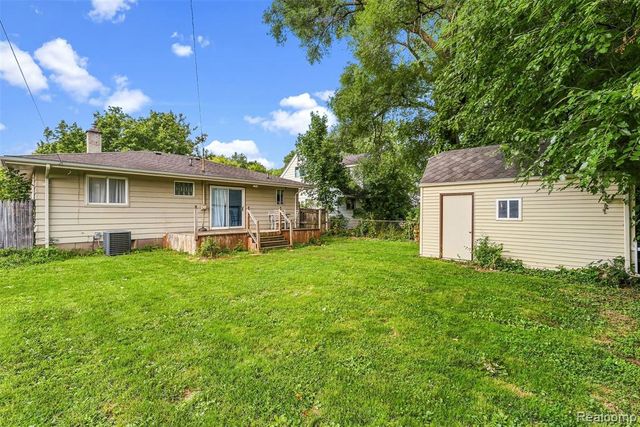 3202 Mcclure Avenue, Flint, MI 48506