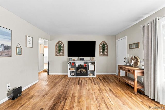 3202 Mcclure Avenue, Flint, MI 48506