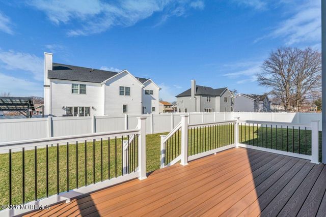 513 Washington Avenue, Union Beach, NJ 07735