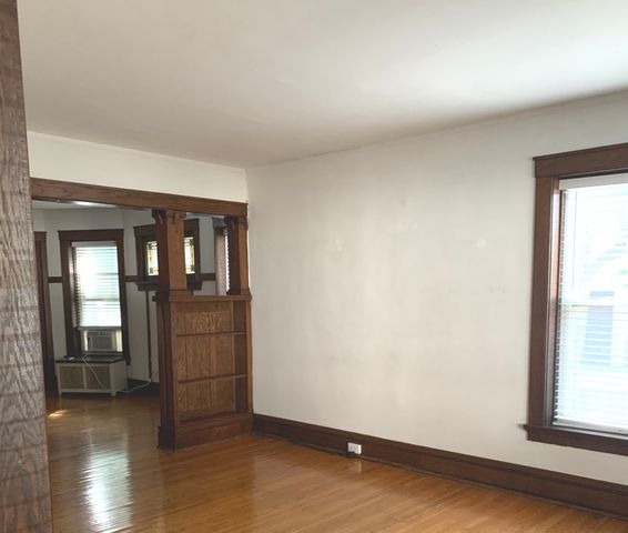 1505 MAPLE Avenue 1, Evanston, IL 60201