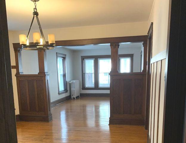 1505 MAPLE Avenue 1, Evanston, IL 60201