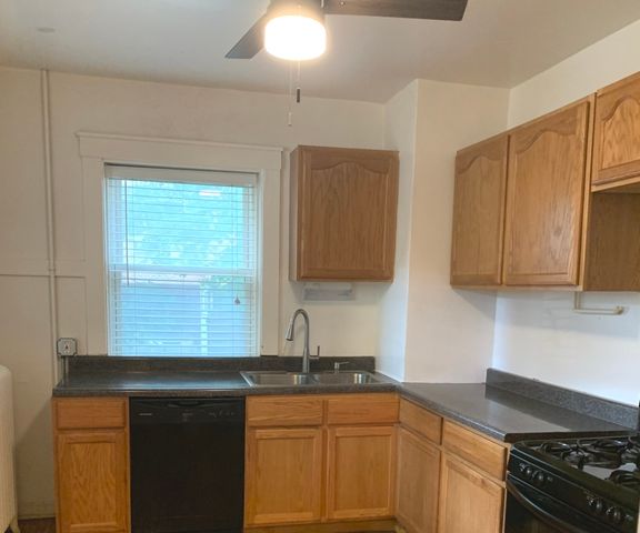 1505 MAPLE Avenue 1, Evanston, IL 60201