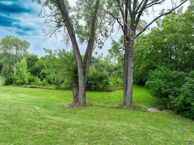 4038 SE Howard DR, Topeka, KS 66605