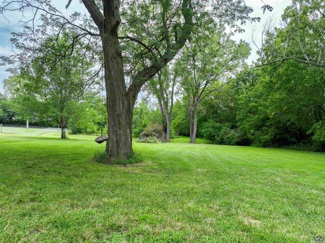 4038 SE Howard DR, Topeka, KS 66605