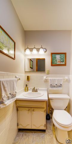 4038 SE Howard DR, Topeka, KS 66605