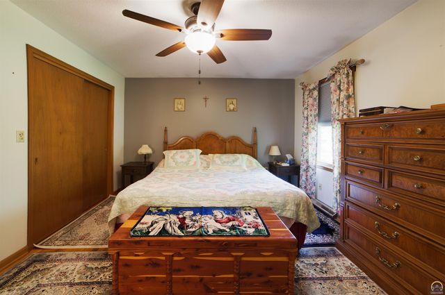 4038 SE Howard DR, Topeka, KS 66605