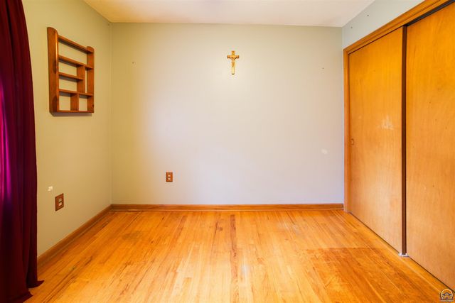 4038 SE Howard DR, Topeka, KS 66605