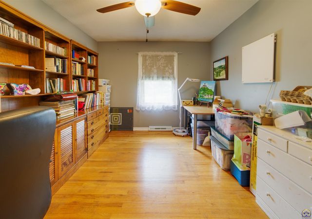 4038 SE Howard DR, Topeka, KS 66605