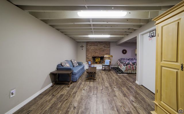 4038 SE Howard DR, Topeka, KS 66605