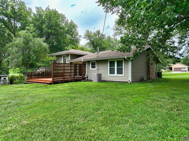 4038 SE Howard DR, Topeka, KS 66605