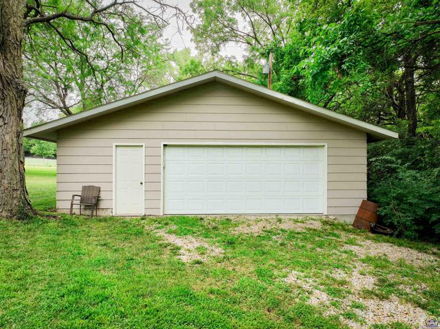 4038 SE Howard DR, Topeka, KS 66605