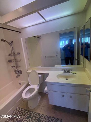 20134 Leadwell Street 374, Winnetka, CA 91306