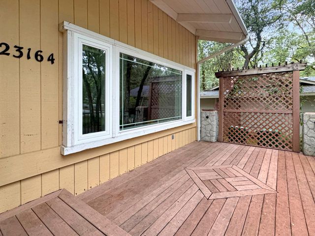 23164 Broadmoor Ct, Auburn, CA 95602