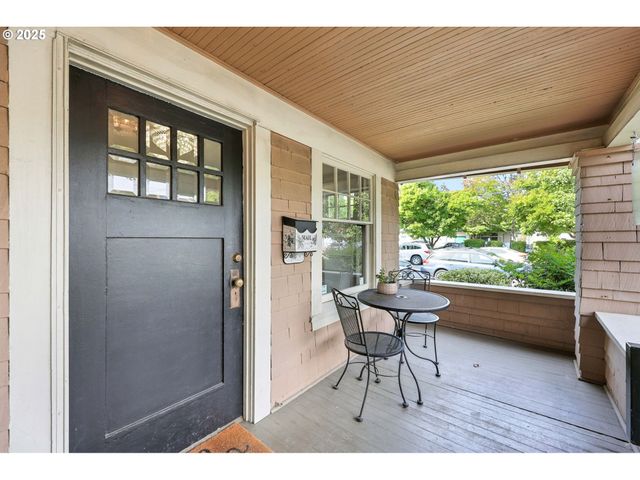 12770 Sw 3RD St, Beaverton, OR 97005