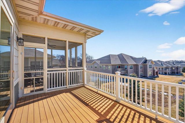 9013 Royal Oaks Circle, Verona, WI 53593