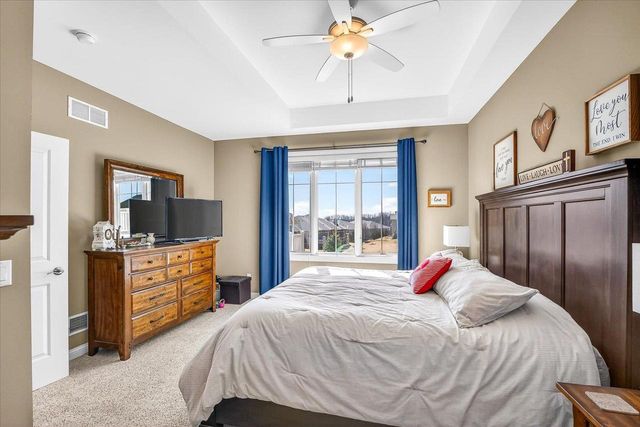 9013 Royal Oaks Circle, Verona, WI 53593