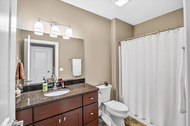 9013 Royal Oaks Circle, Verona, WI 53593