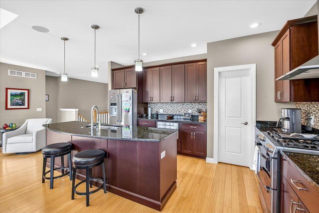 9013 Royal Oaks Circle, Verona, WI 53593