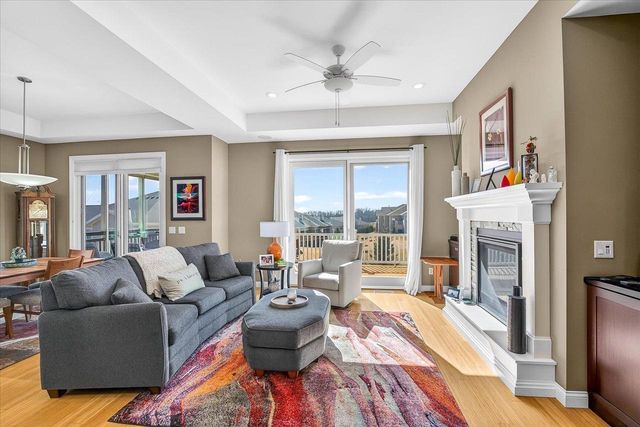 9013 Royal Oaks Circle, Verona, WI 53593