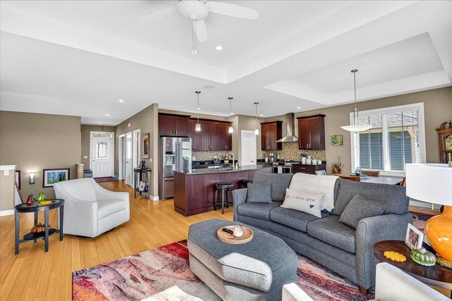 9013 Royal Oaks Circle, Verona, WI 53593