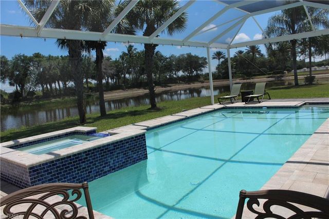 28025 Umiak CT, Bonita Springs, FL 34135