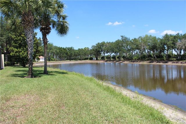 28025 Umiak CT, Bonita Springs, FL 34135