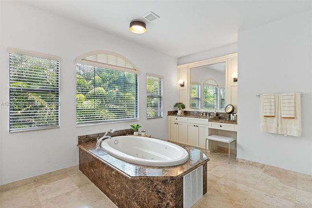 9960 Bay Leaf Court 9960, Parkland, FL 33076