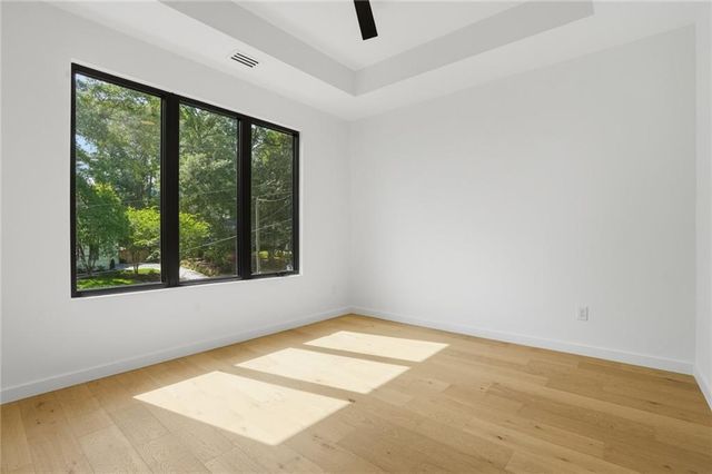 3293 Lenox Place NE, Atlanta, GA 30324