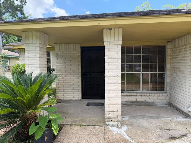 7106 Haverton Drive, Houston, TX 77016