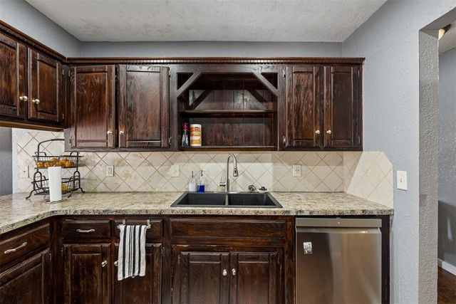 8321 NW 109th Terrace, Oklahoma City, OK 73162