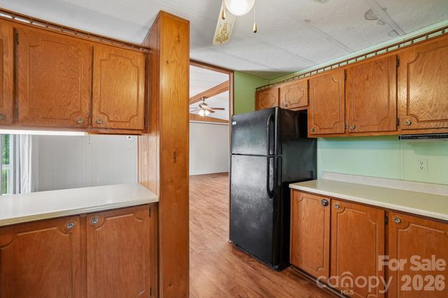 303 Meadowbrook Court, Hendersonville, NC 28792
