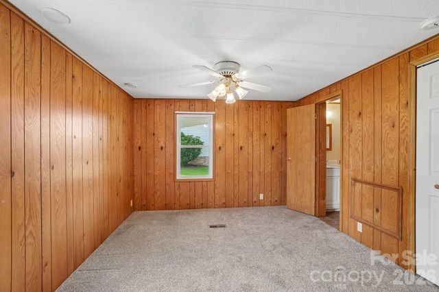 303 Meadowbrook Court, Hendersonville, NC 28792