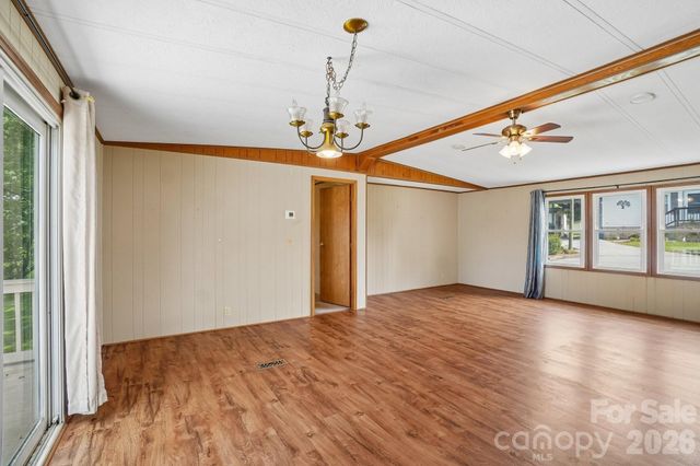 303 Meadowbrook Court, Hendersonville, NC 28792