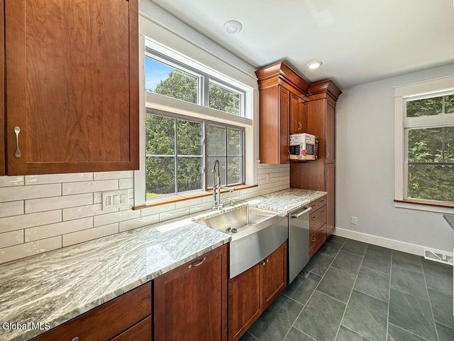 177 Greene Road, Greenfield, NY 12833