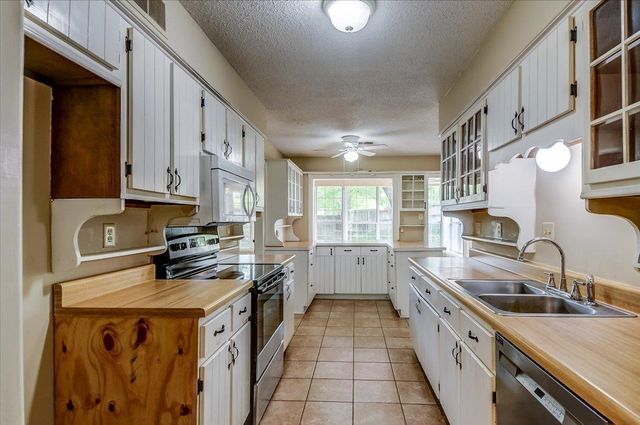 3344 SUMMERHILL DR, Bartlett, TN 38134