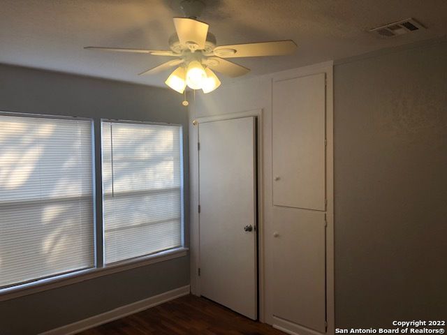 219 Radiance Ave, San Antonio, TX 78218