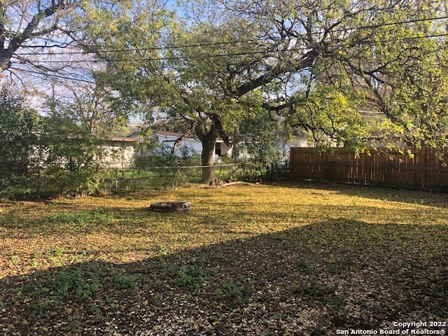 219 Radiance Ave, San Antonio, TX 78218