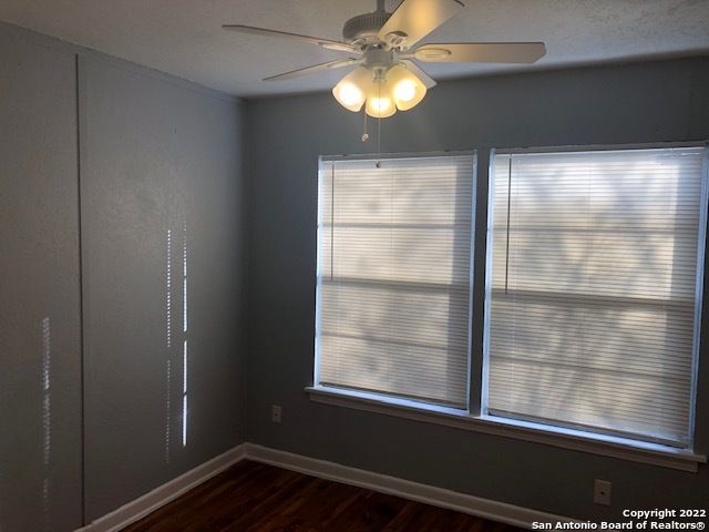 219 Radiance Ave, San Antonio, TX 78218