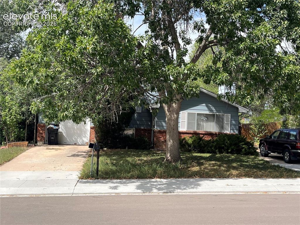 1342 Shenandoah Drive, Colorado Springs, CO 80910 — exterior