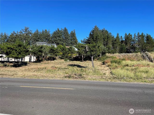 34010 J PL, Ocean Park, WA 98640