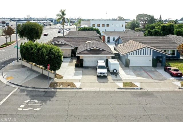 10984 Goldeneye Avenue, Fountain Valley, CA 92708