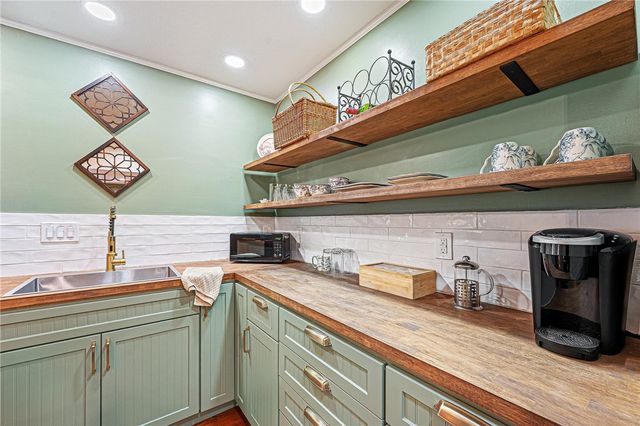 158 Creekwood Road, Hartwell, GA 30643